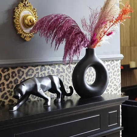 One Of One Experiences - 4* Rom